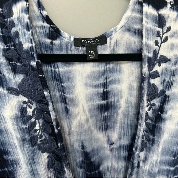 Torrid Blue Gauze Cover Up, 1X/2X Plus - Picture 4 of 15